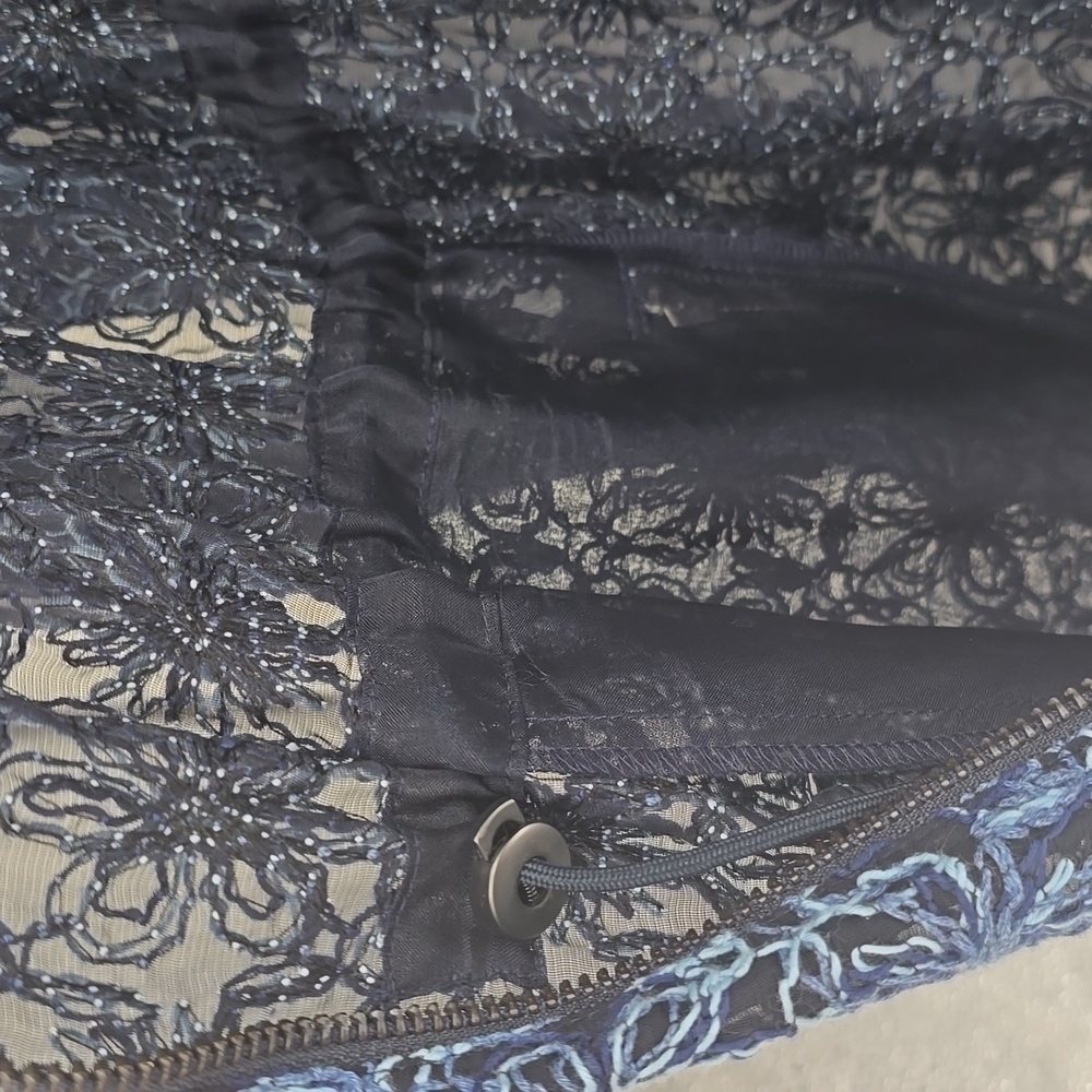 ELIE TAHARI OPHELIA EMBROIDERED‎ AND SILK LONG JACKET - Picture 4 of 9